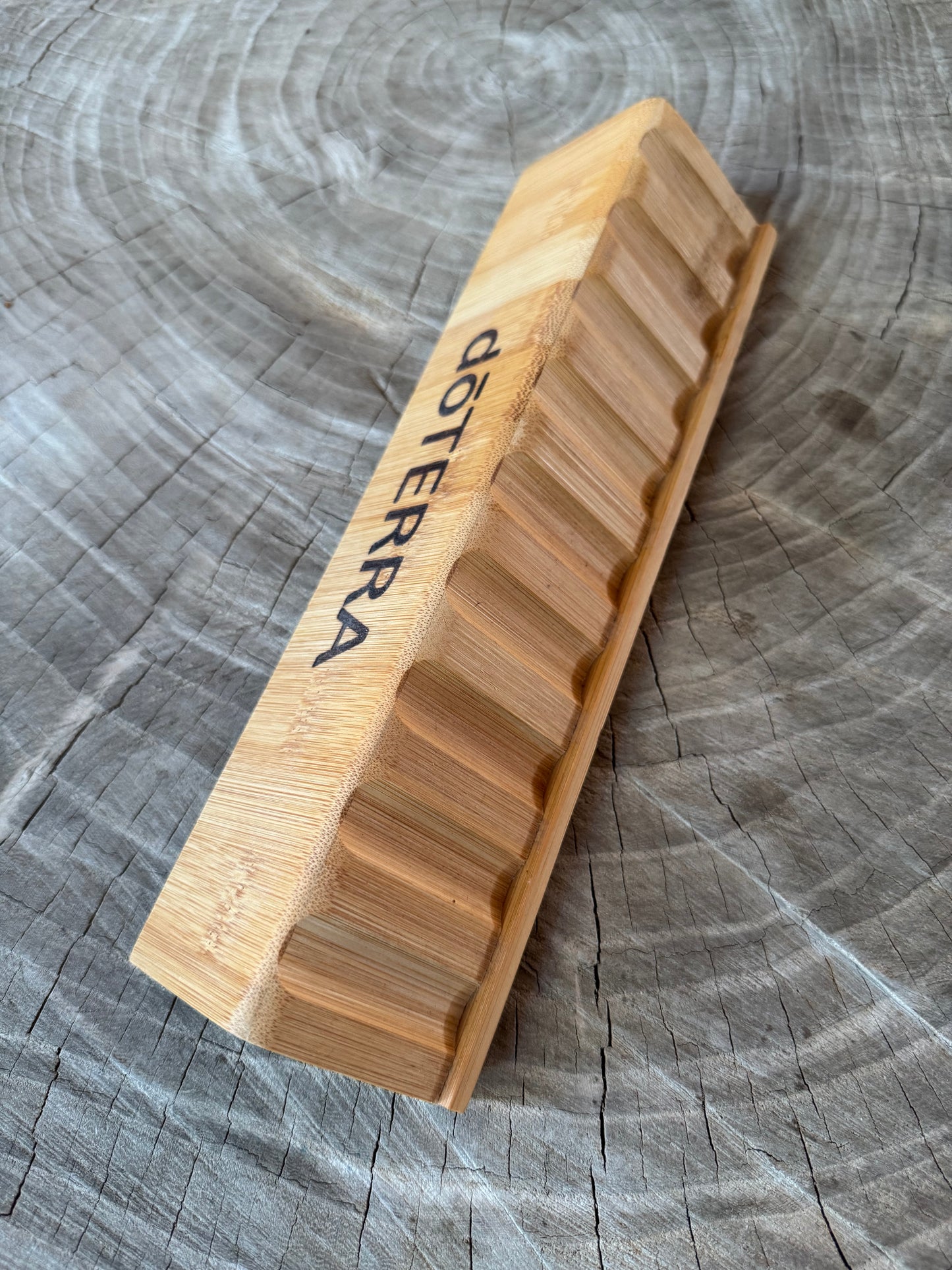 doTERRA Holzständer für Öle