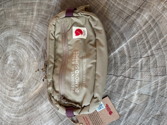 Fjallraven Bauchtasche doTERRA branded