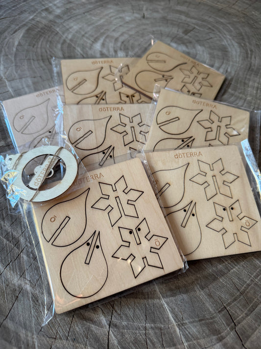 Christbaumschmuck Wooden Ornaments doTERRA